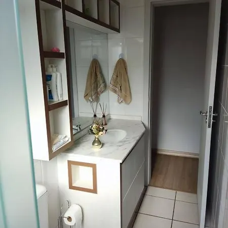 Apartamento Mobiliado Com Ar Condicionado Em Um Quarto Cascavel  Exterior photo