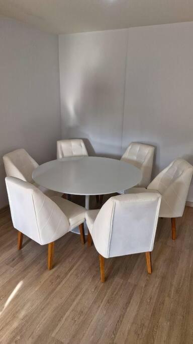 Mobiliado Com Ar Condicionado Em Um